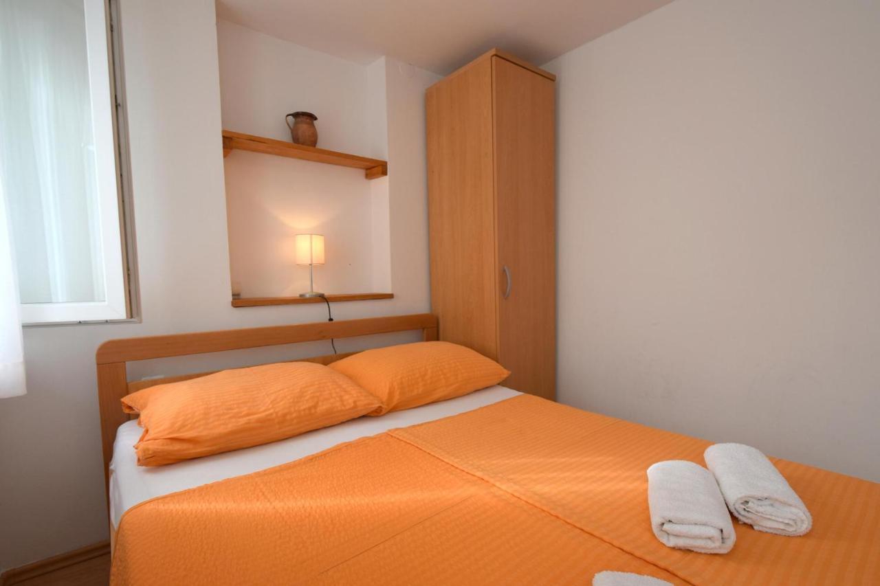 Apartments Julia Čižići Bagian luar foto
